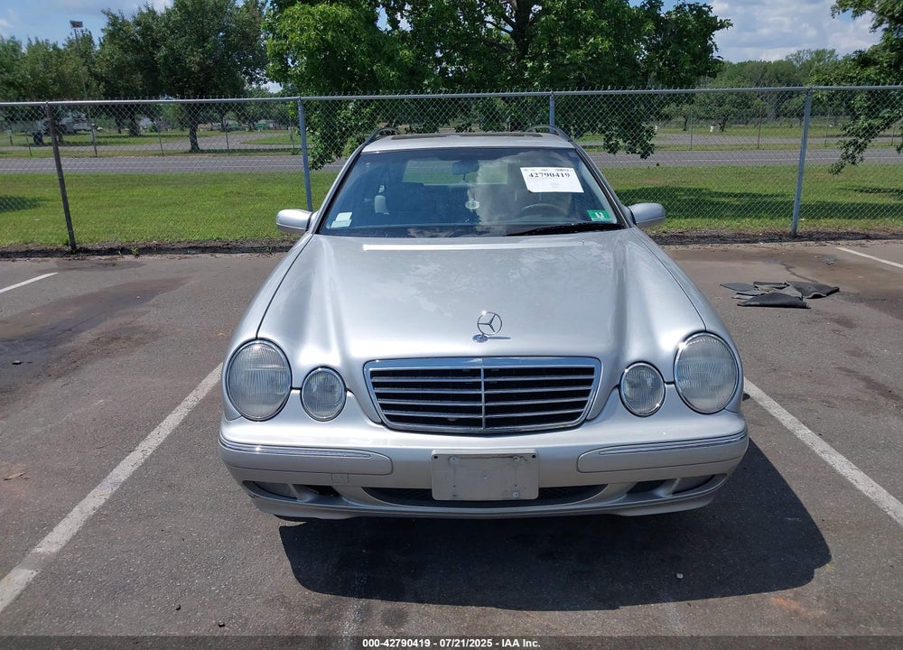 2000 MERCEDES-BENZ E 320 4M VIN: WDBJH82J1YX037111