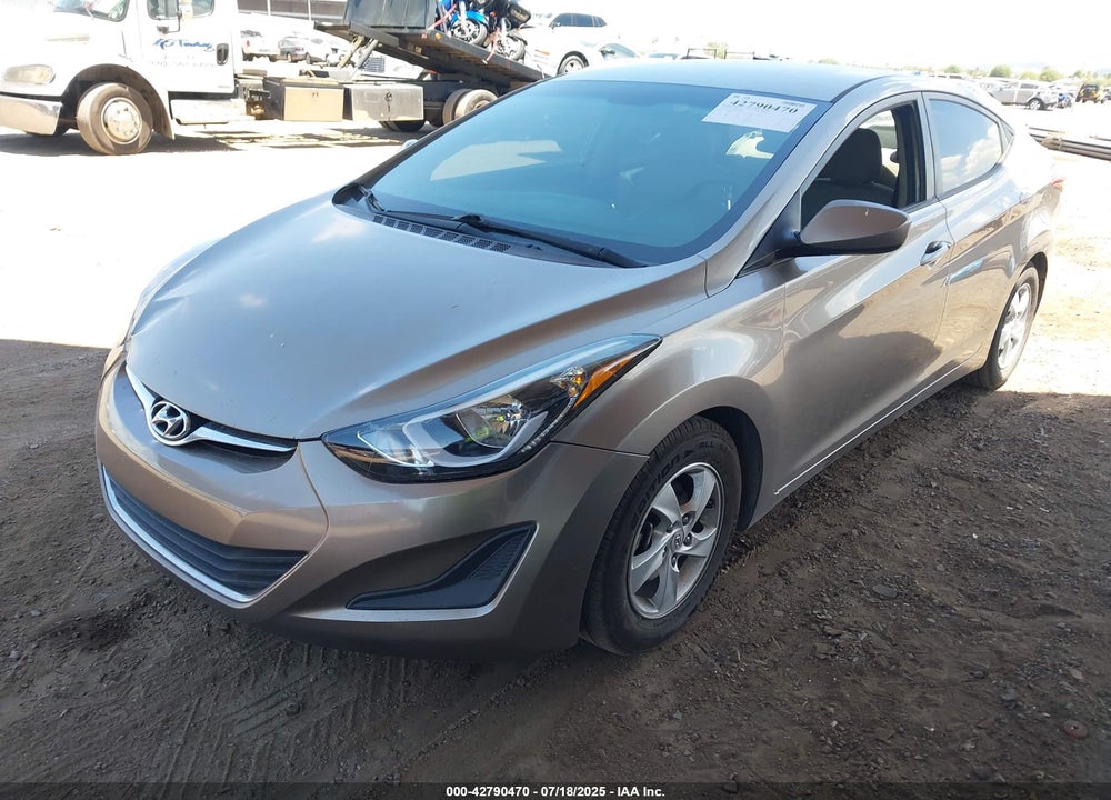 2014 HYUNDAI ELANTRA VIN: 5NPDH4AE0EH528398