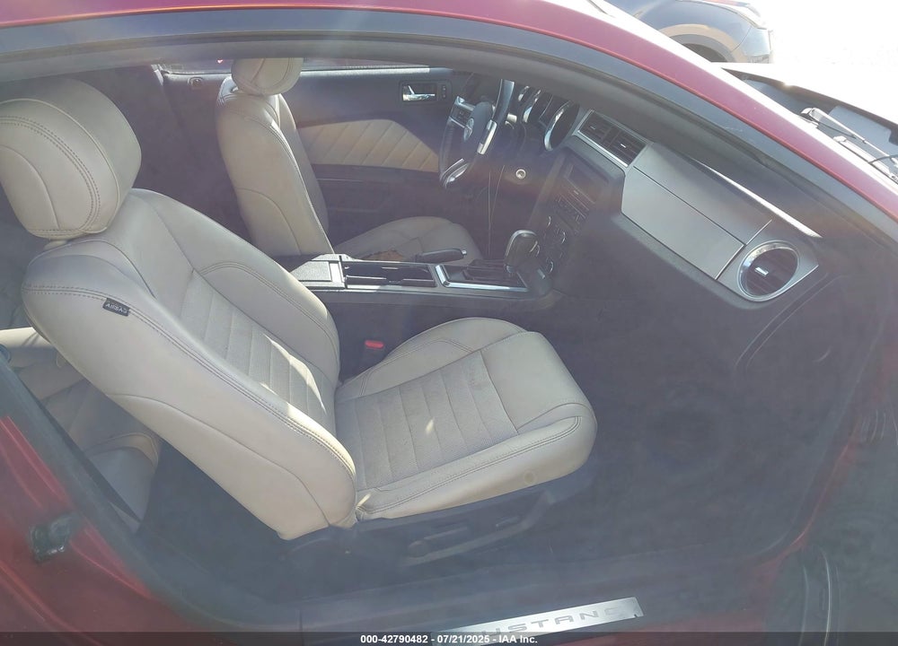 2014 FORD MUSTANG VIN: 1ZVBP8AM8E5328746