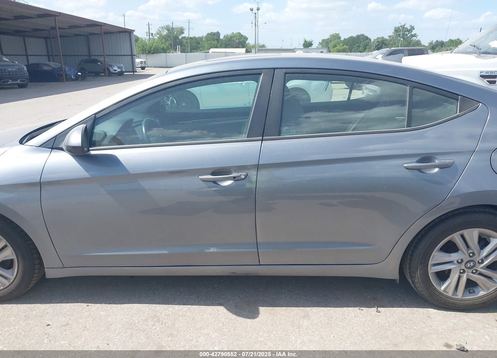 2019 HYUNDAI ELANTRA VIN: KMHD84LF0KU878181