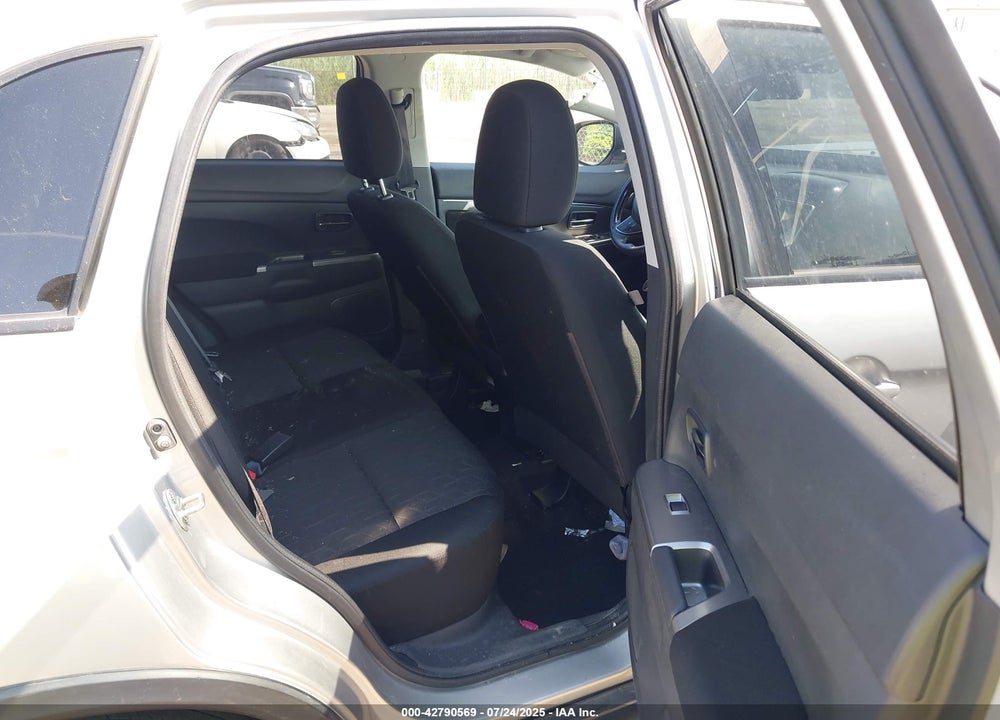 2020 MITSUBISHI OUTLANDER SPORT VIN: JA4AR3AUXLU024505