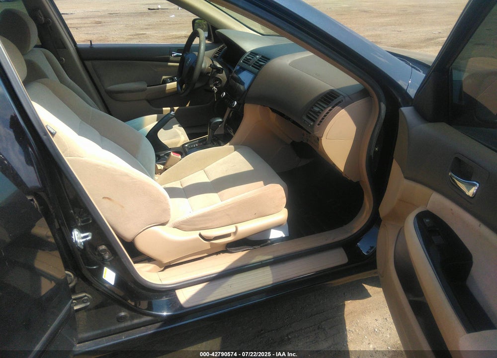 2007 HONDA ACCORD VIN: 1HGCM56387A007428