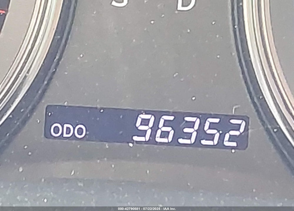 2011 LEXUS ES 350 VIN: JTHBK1EGXB2446273