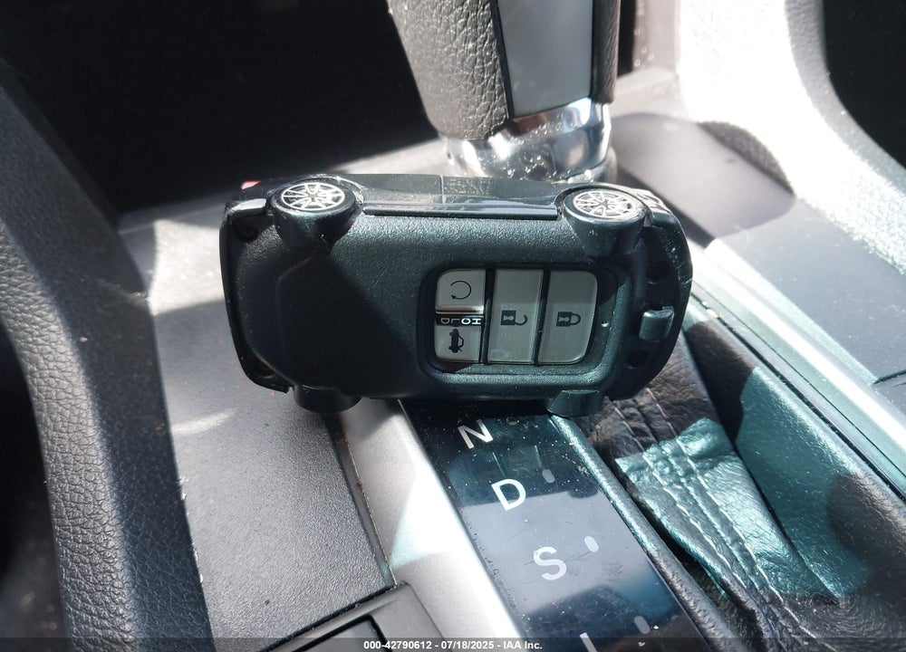 2018 HONDA CIVIC VIN: 19XFC2F78JE007465