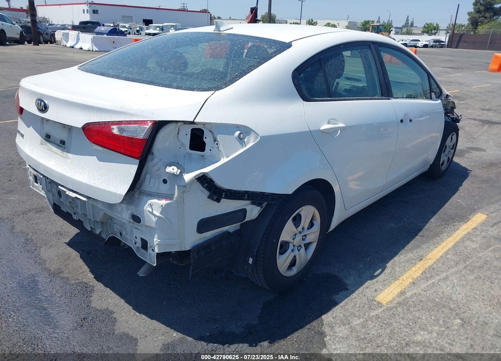 2016 KIA FORTE VIN: KNAFK4A64G5620231