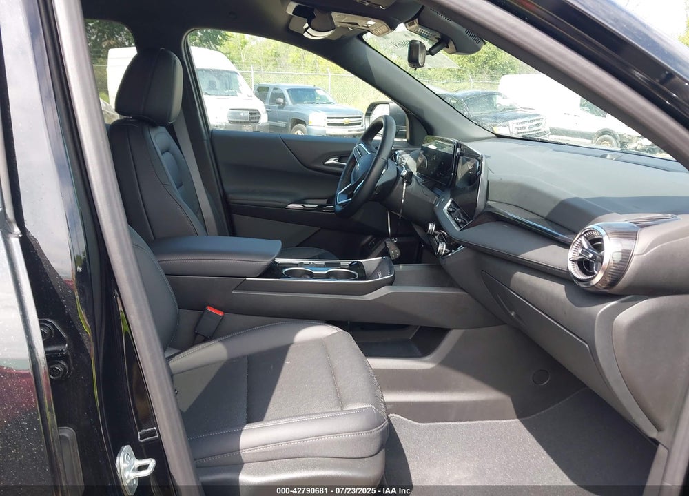 2025 CHEVROLET EQUINOX VIN: 3GNAXPEG2SL247208