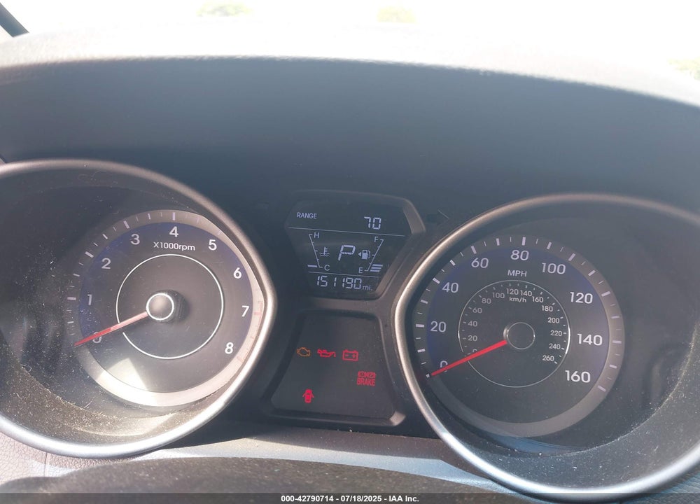 2015 HYUNDAI ELANTRA VIN: KMHDH4AE9FU251124