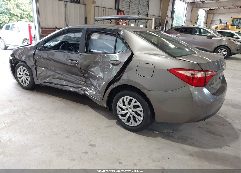 2018 TOYOTA COROLLA LE VIN: 2T1BURHE7JC119155
