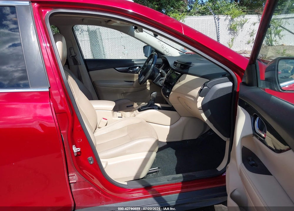 2018 NISSAN ROGUE VIN: 5N1AT2MV0JC835413