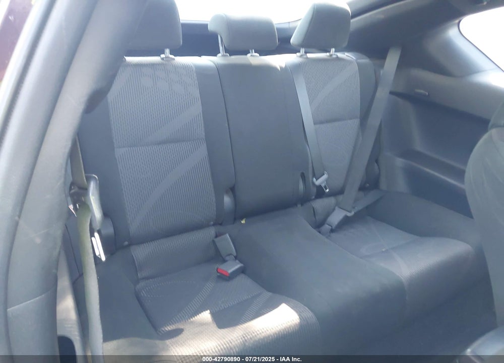 2011 SCION TC VIN: JTKJF5C75B3015113