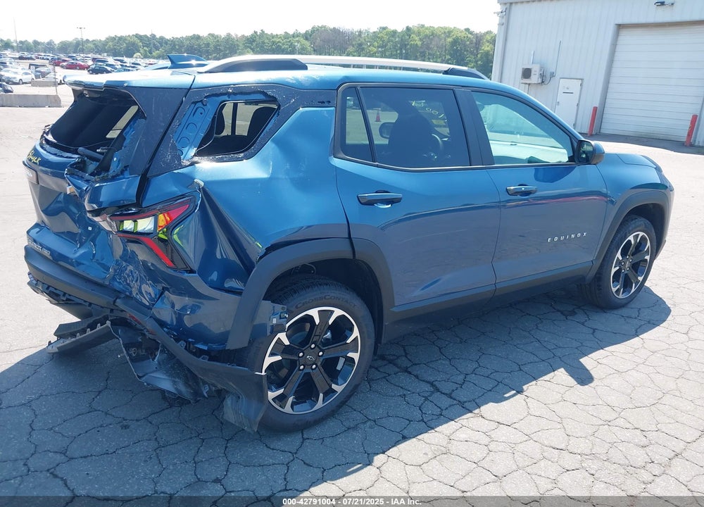 2025 CHEVROLET EQUINOX VIN: 3GNAXPEG2SL161350