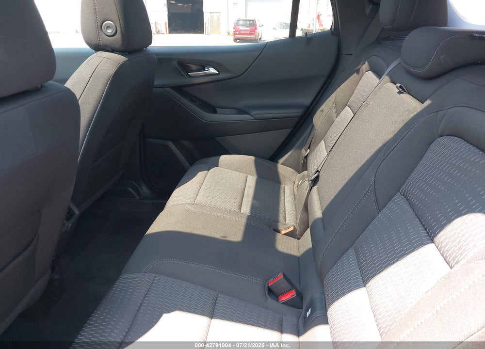 2025 CHEVROLET EQUINOX VIN: 3GNAXPEG2SL161350