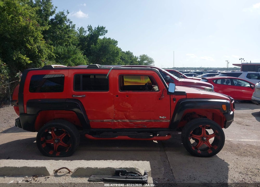 2008 HUMMER H3 VIN: 5GTEN13L788142693