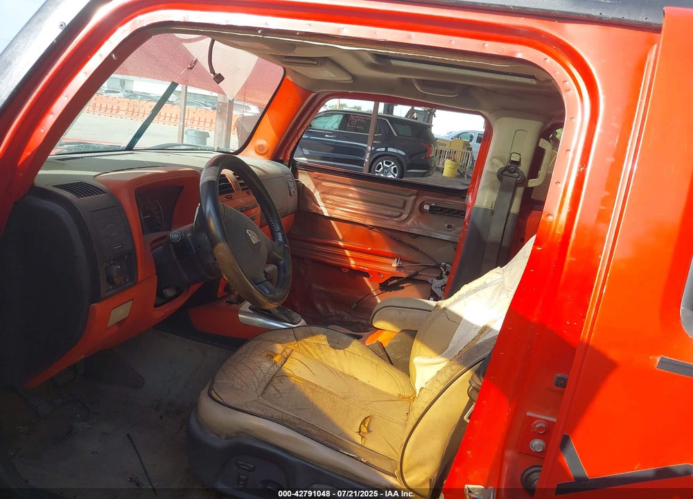 2008 HUMMER H3 VIN: 5GTEN13L788142693