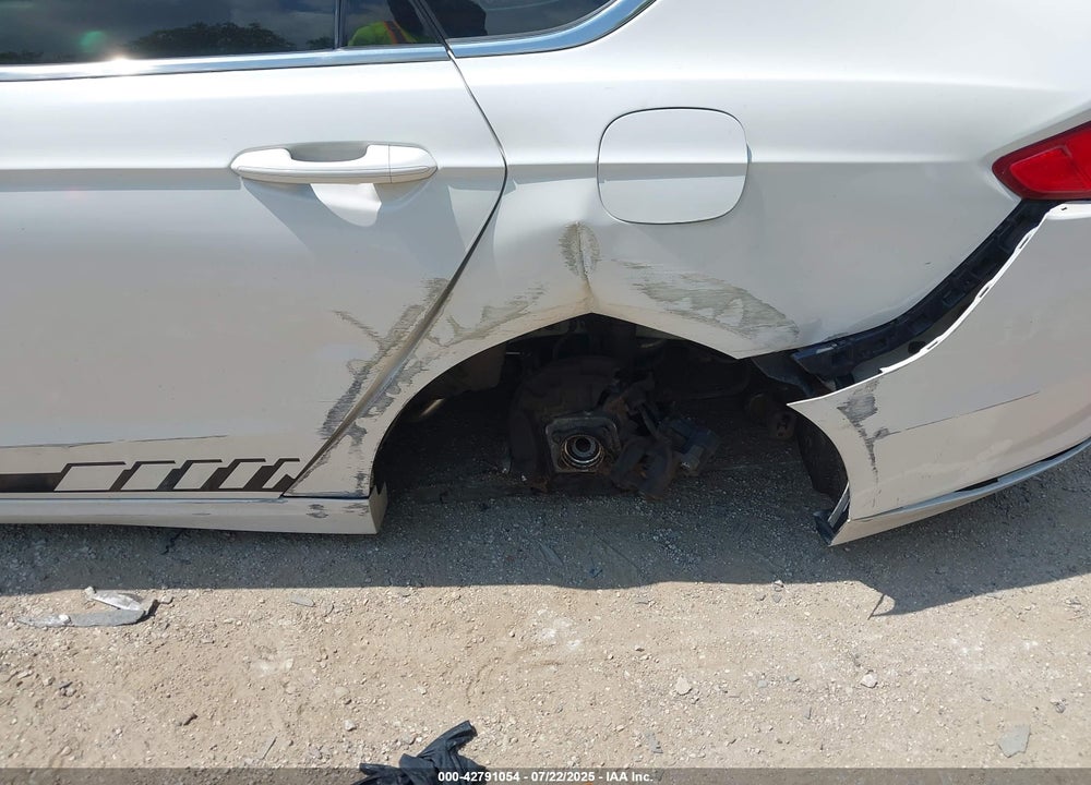 2013 FORD FUSION VIN: 3FA6P0HR6DR187801