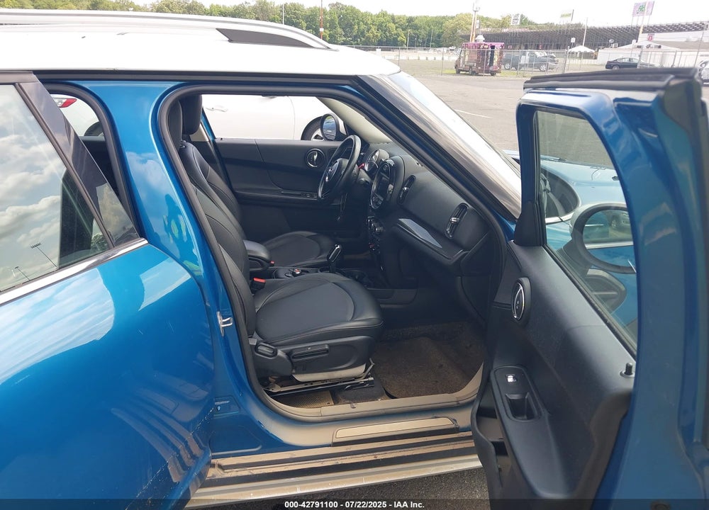 2020 MINI COUNTRYMAN VIN: WMZYW5C0XL3L13537
