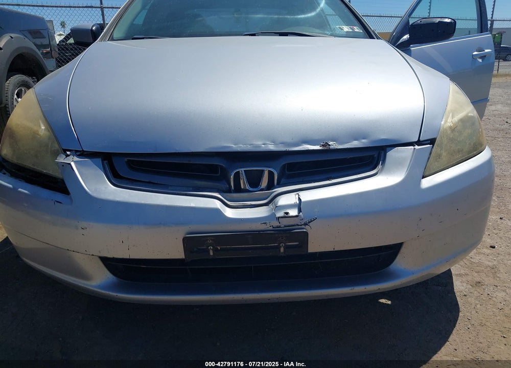 2004 HONDA ACCORD 2.4 EX VIN: 1HGCM56844A000581