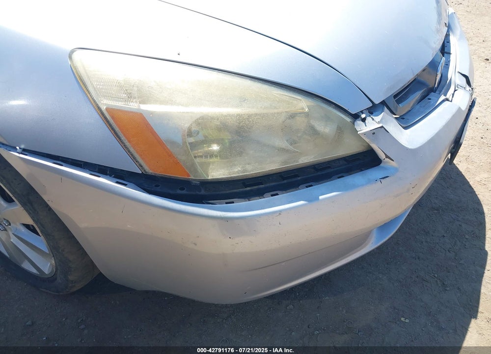 2004 HONDA ACCORD 2.4 EX VIN: 1HGCM56844A000581