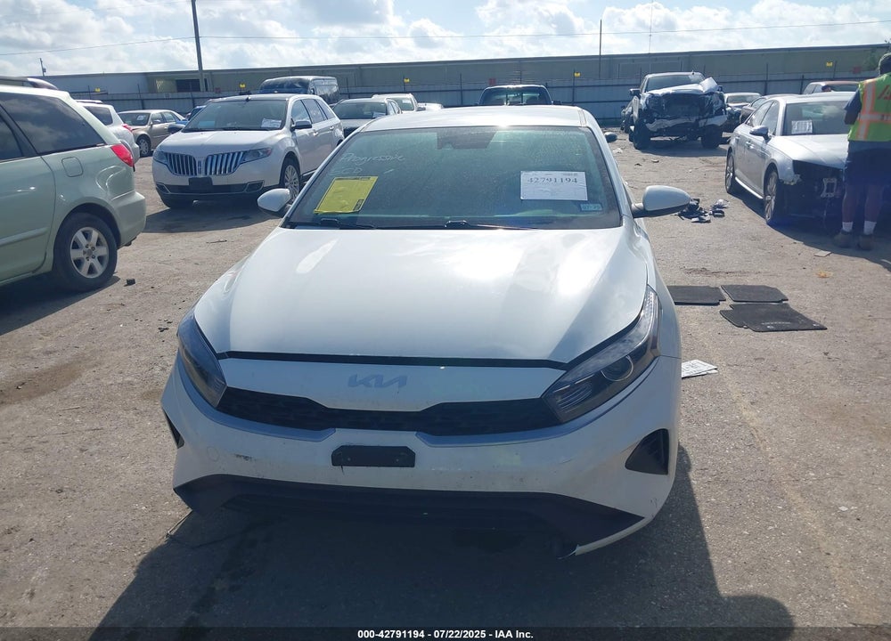 2023 KIA FORTE VIN: 3KPF24AD0PE645391