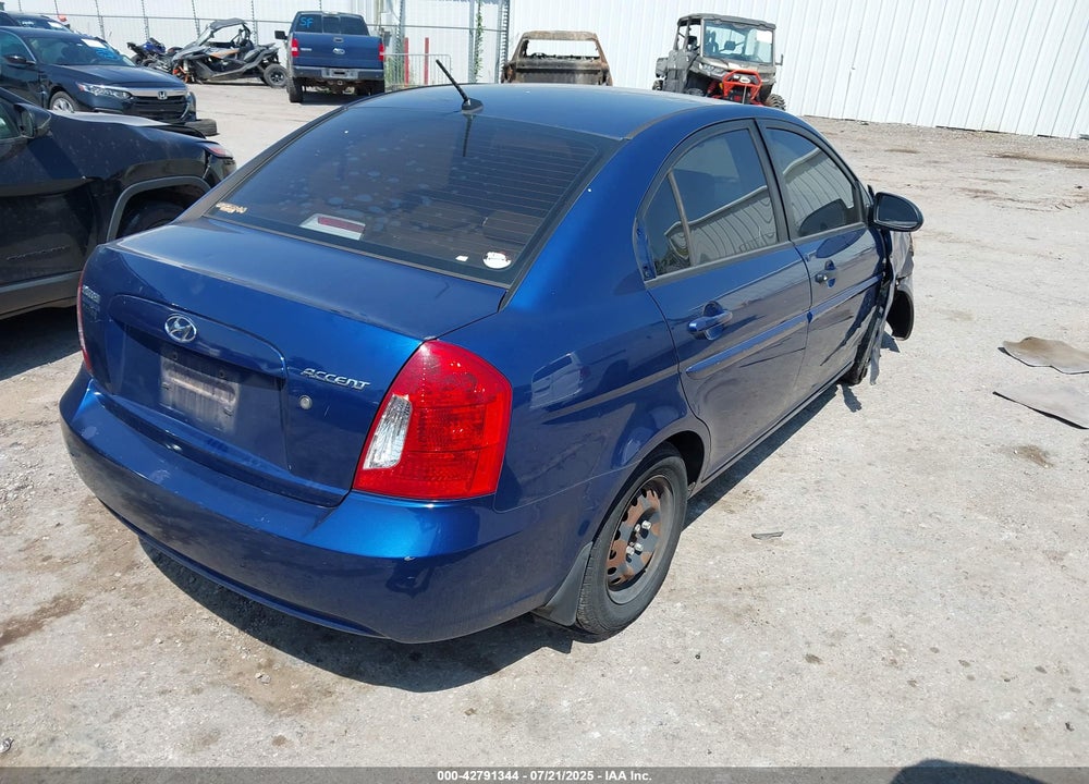 2007 HYUNDAI ACCENT GLS VIN: KMHCN46CX7U097617