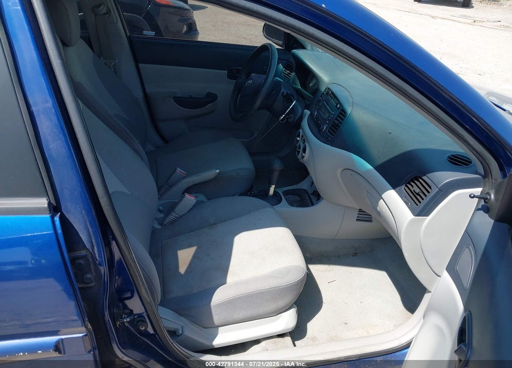 2007 HYUNDAI ACCENT GLS VIN: KMHCN46CX7U097617