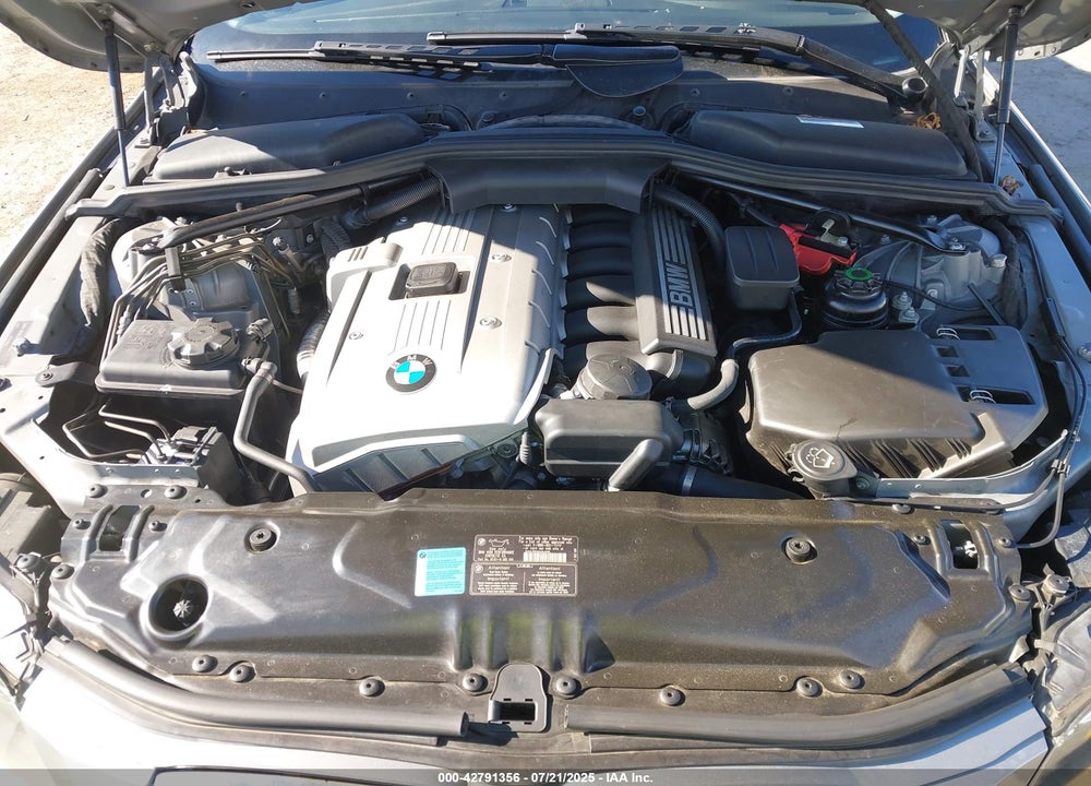 2007 BMW 525I VIN: WBANE53587CW60465