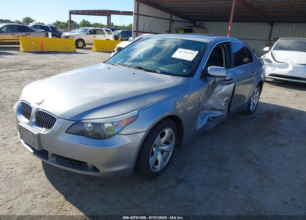 2007 BMW 525I VIN: WBANE53587CW60465