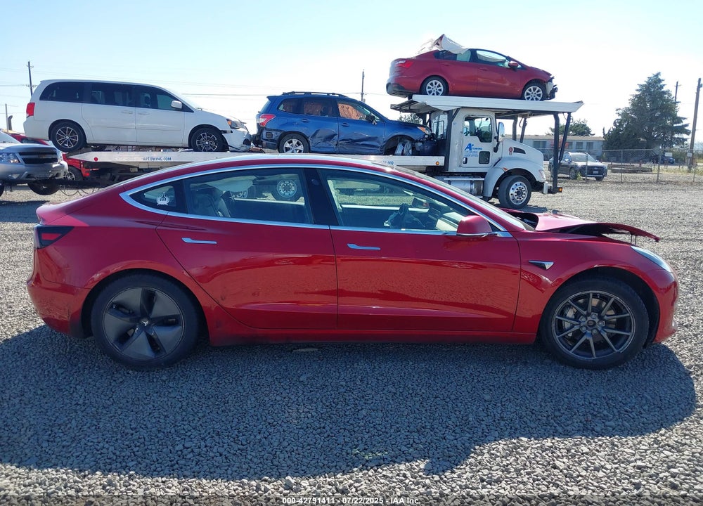 2018 TESLA MODEL 3 VIN: 5YJ3E1EB3JF104712