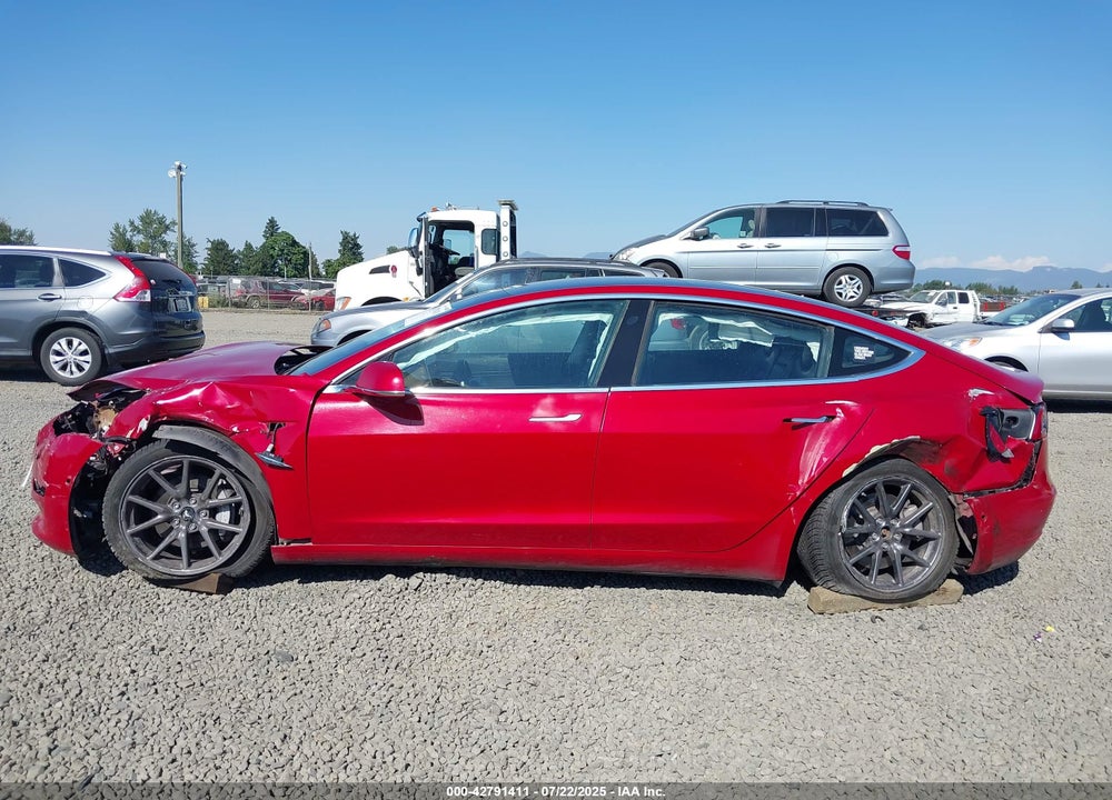 2018 TESLA MODEL 3 VIN: 5YJ3E1EB3JF104712