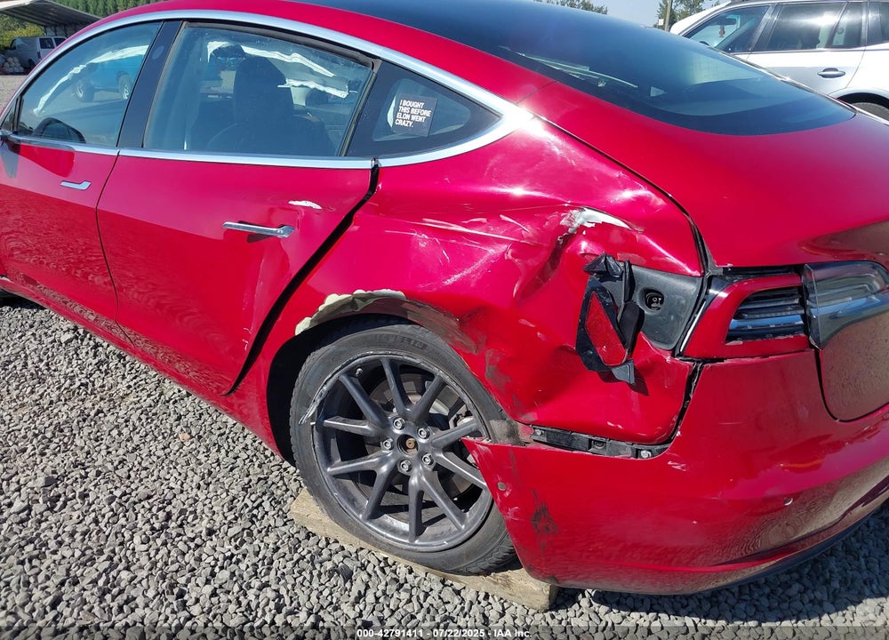 2018 TESLA MODEL 3 VIN: 5YJ3E1EB3JF104712