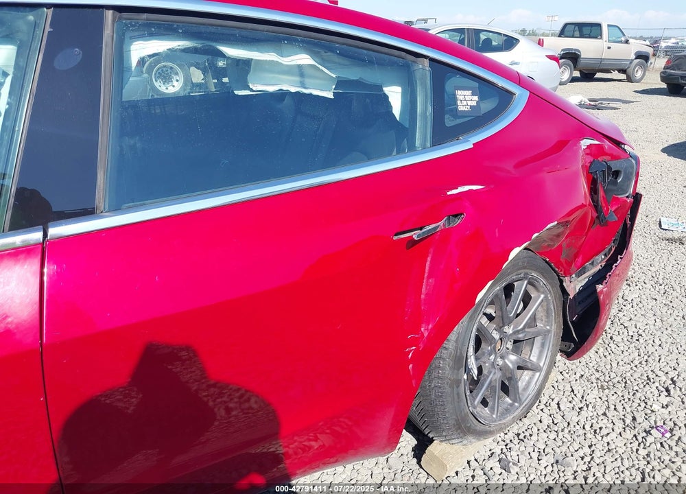 2018 TESLA MODEL 3 VIN: 5YJ3E1EB3JF104712