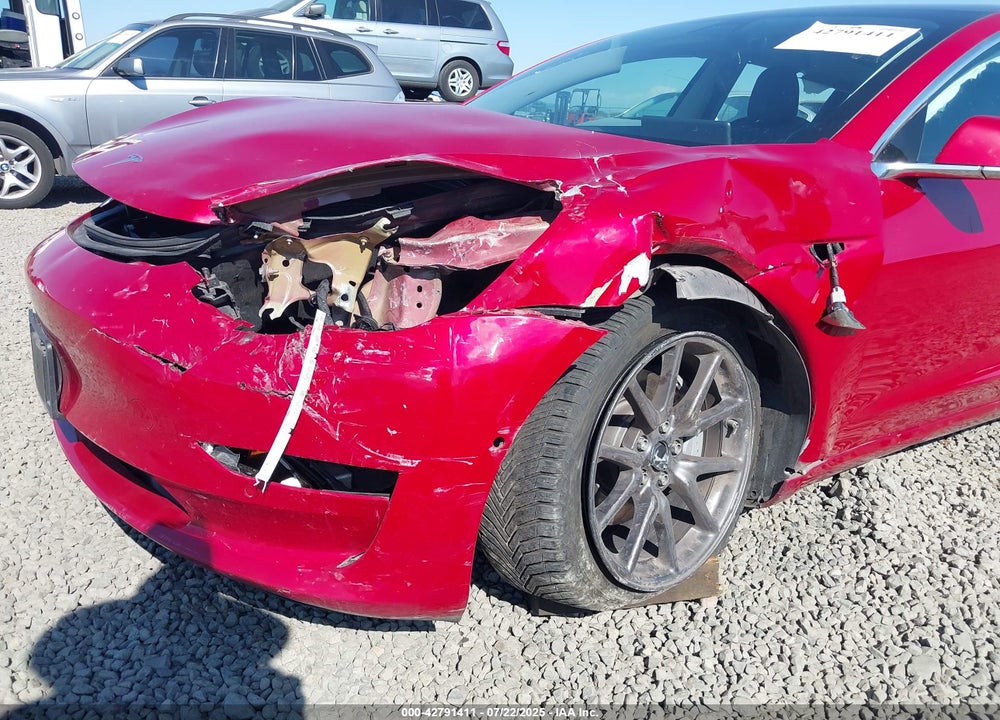 2018 TESLA MODEL 3 VIN: 5YJ3E1EB3JF104712
