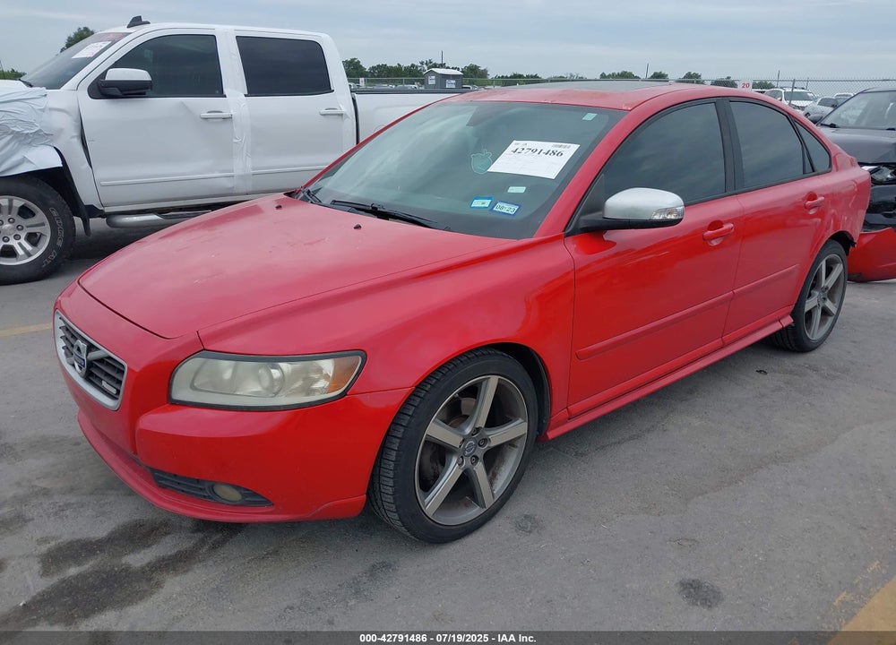 2011 VOLVO S40 VIN: YV1672MS7B2537026