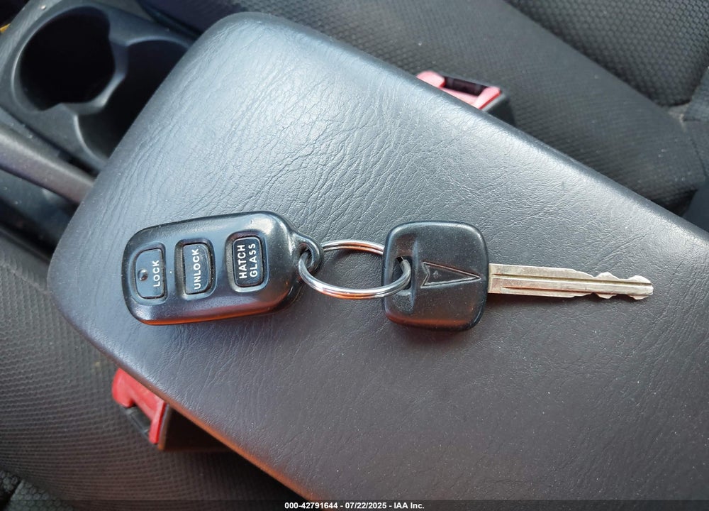2008 PONTIAC VIBE VIN: 5Y2SL67808Z407242