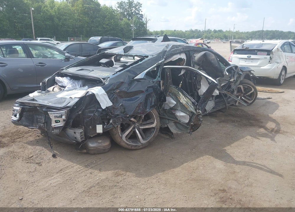 2020 HONDA ACCORD VIN: 1HGCV2F30LA025413