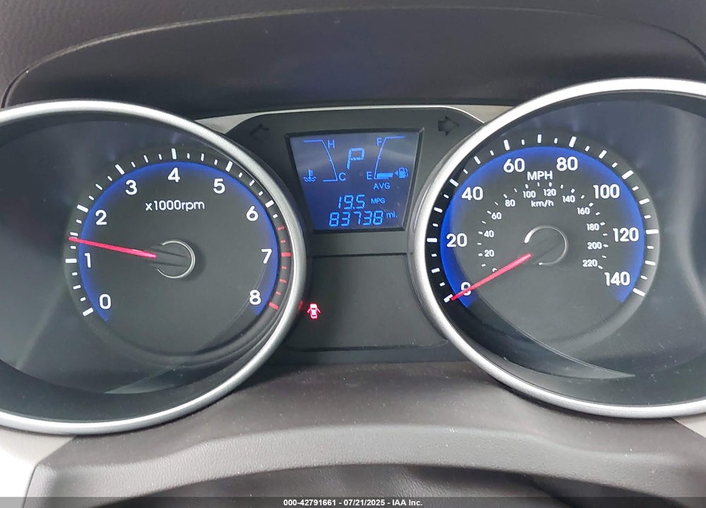 2014 HYUNDAI TUCSON VIN: KM8JU3AG5EU797427