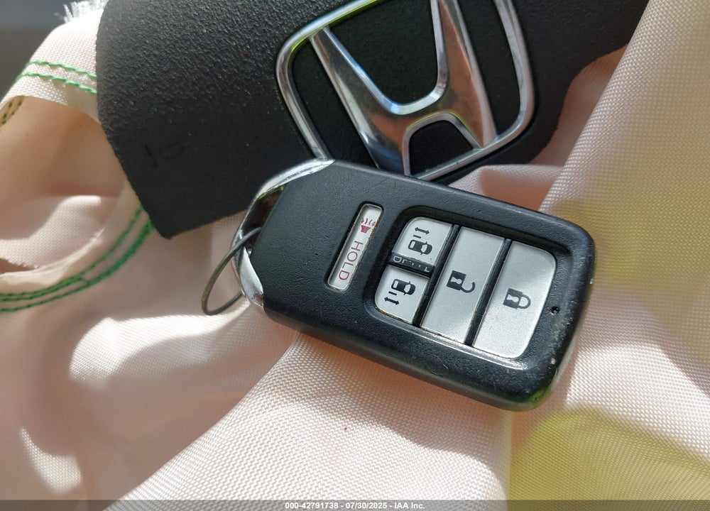 2016 HONDA ODYSSEY SE VIN: 5FNRL5H3XGB164992