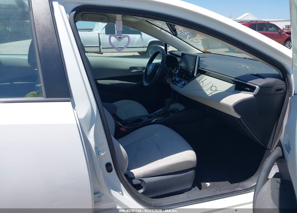 2021 TOYOTA COROLLA VIN: 5YFEPMAE1MP180006
