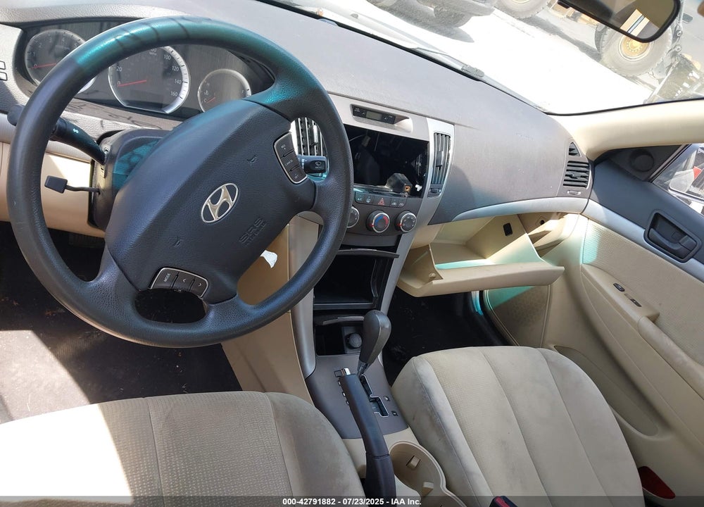 2009 HYUNDAI SONATA VIN: 5NPET46C99H417736