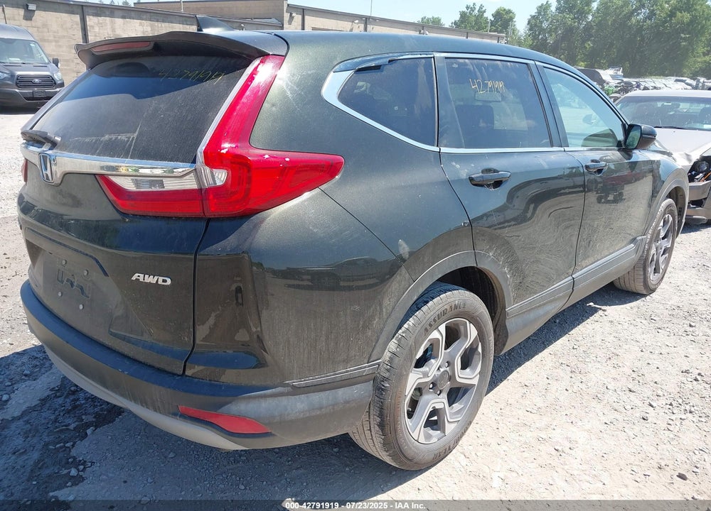 2018 HONDA CR-V VIN: 7FARW2H86JE002080