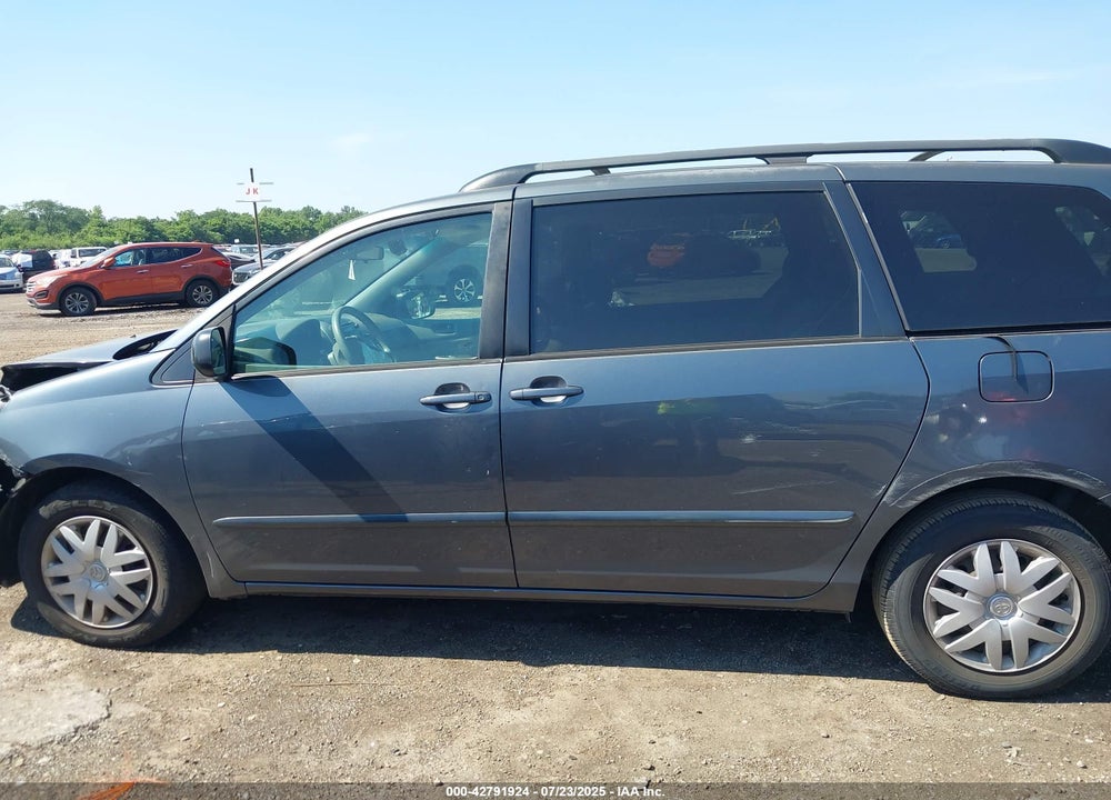 2008 TOYOTA SIENNA LE VIN: 5TDZK23C48S163102