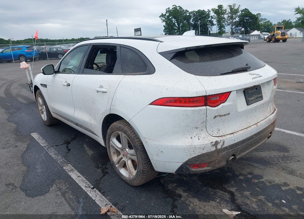 2018 JAGUAR F-PACE 25T R-SPORT VIN: SADCL2FX6JA255823