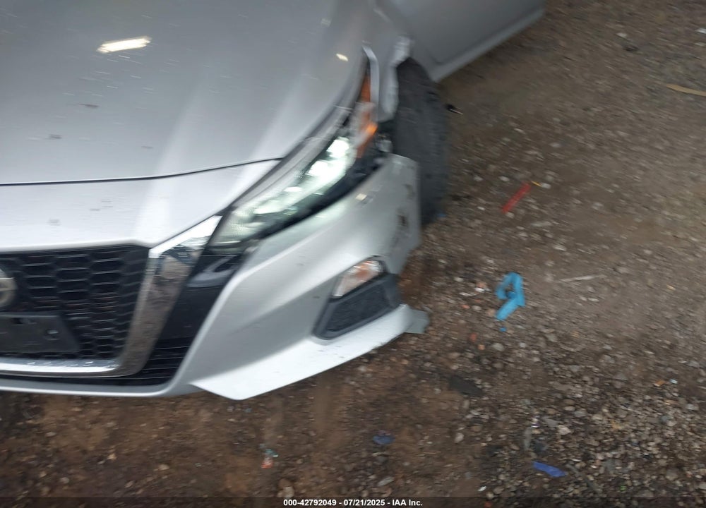 2021 NISSAN ALTIMA VIN: 1N4BL4DV4MN325830