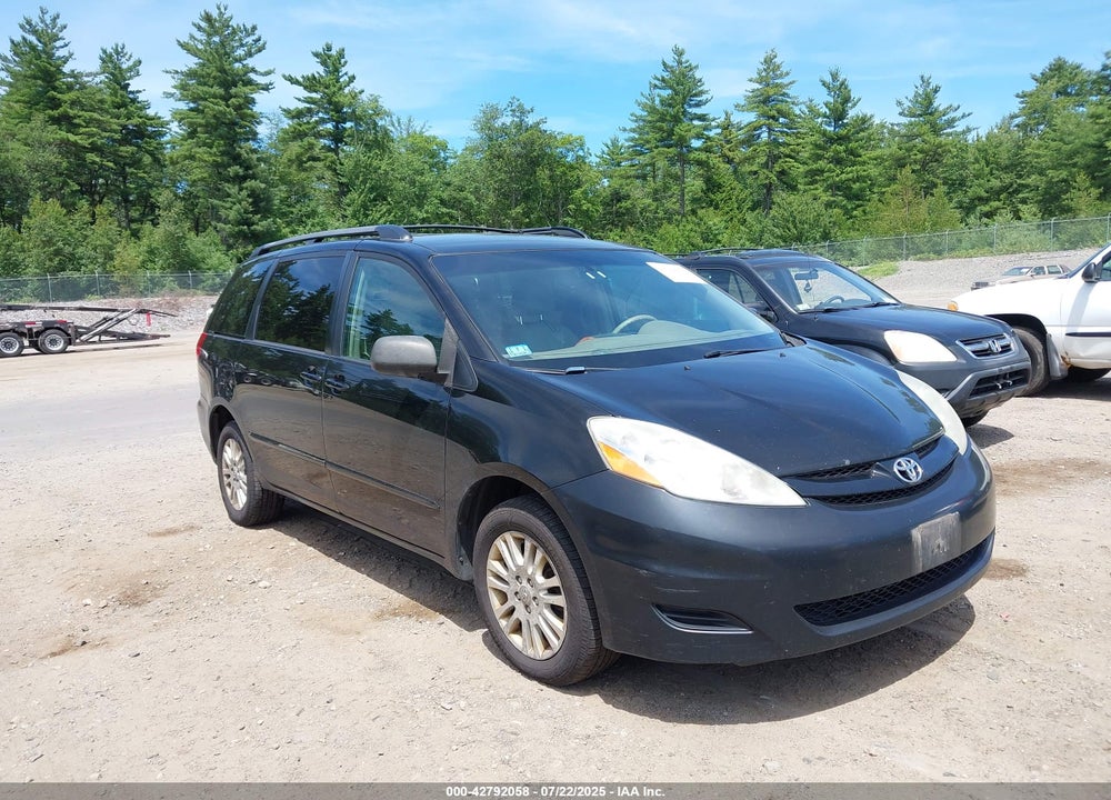 2010 TOYOTA SIENNA XLE VIN: 5TDDK4CC5AS034121