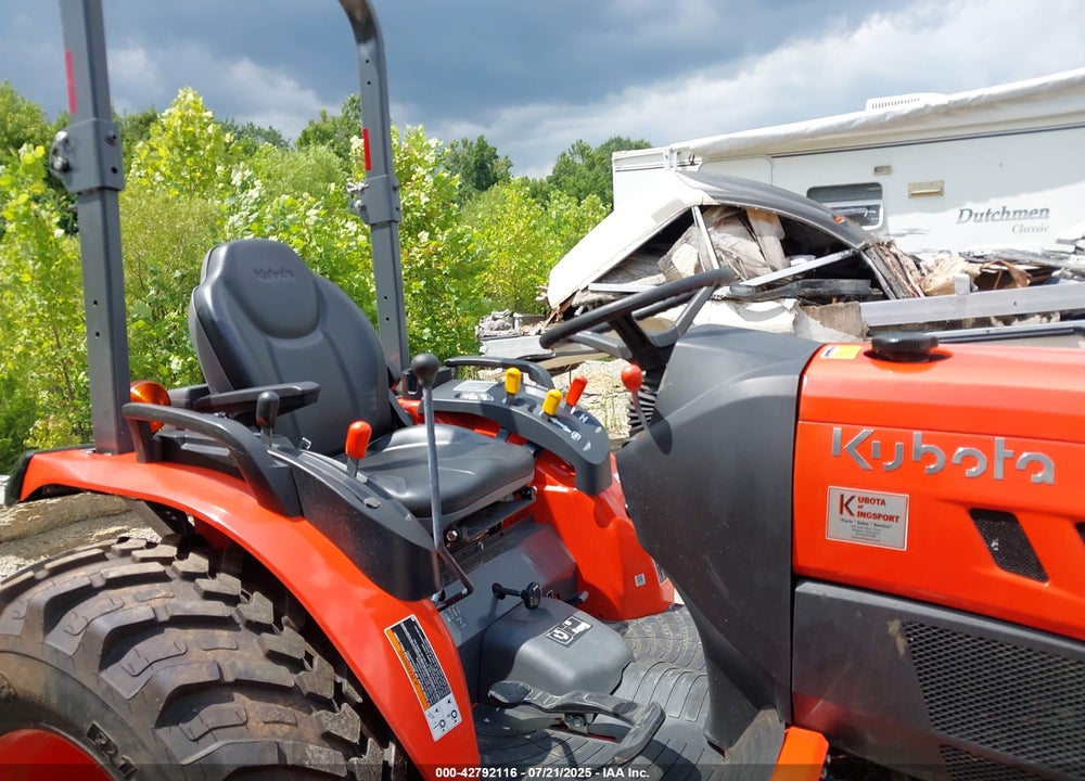 2024 KUBOTA LX 2610 VIN: KBUB8AHRHN1J31986