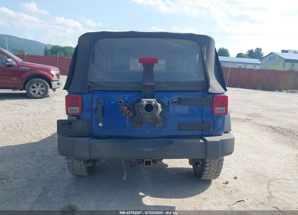 2009 JEEP WRANGLER / VIN: 1J4FA24109L727084