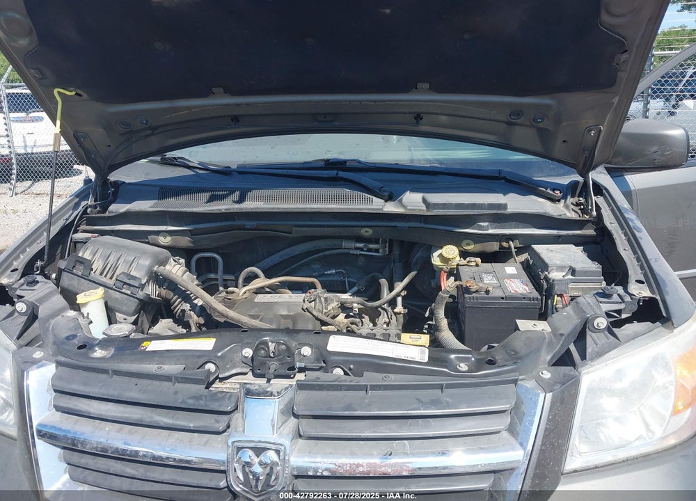 2010 DODGE GRAND CARAVAN VIN: 2D4RN5D1XAR402790