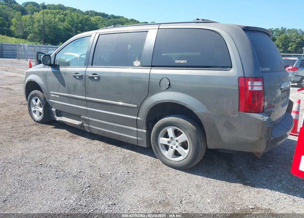 2010 DODGE GRAND CARAVAN VIN: 2D4RN5D1XAR402790