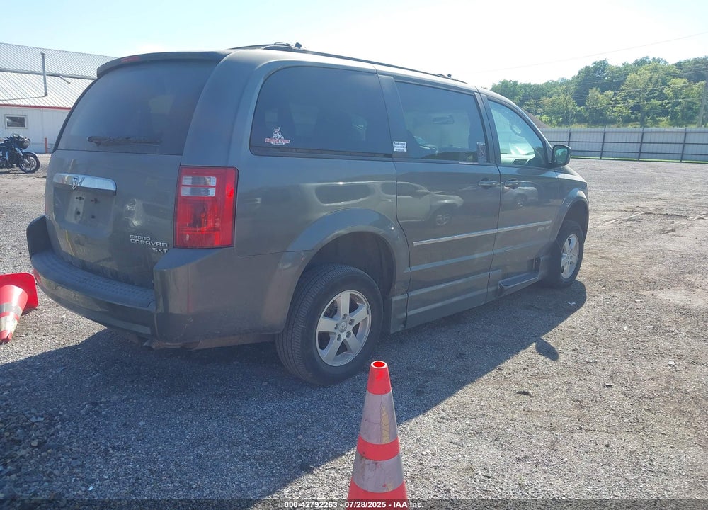 2010 DODGE GRAND CARAVAN VIN: 2D4RN5D1XAR402790
