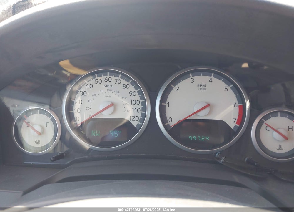 2010 DODGE GRAND CARAVAN VIN: 2D4RN5D1XAR402790